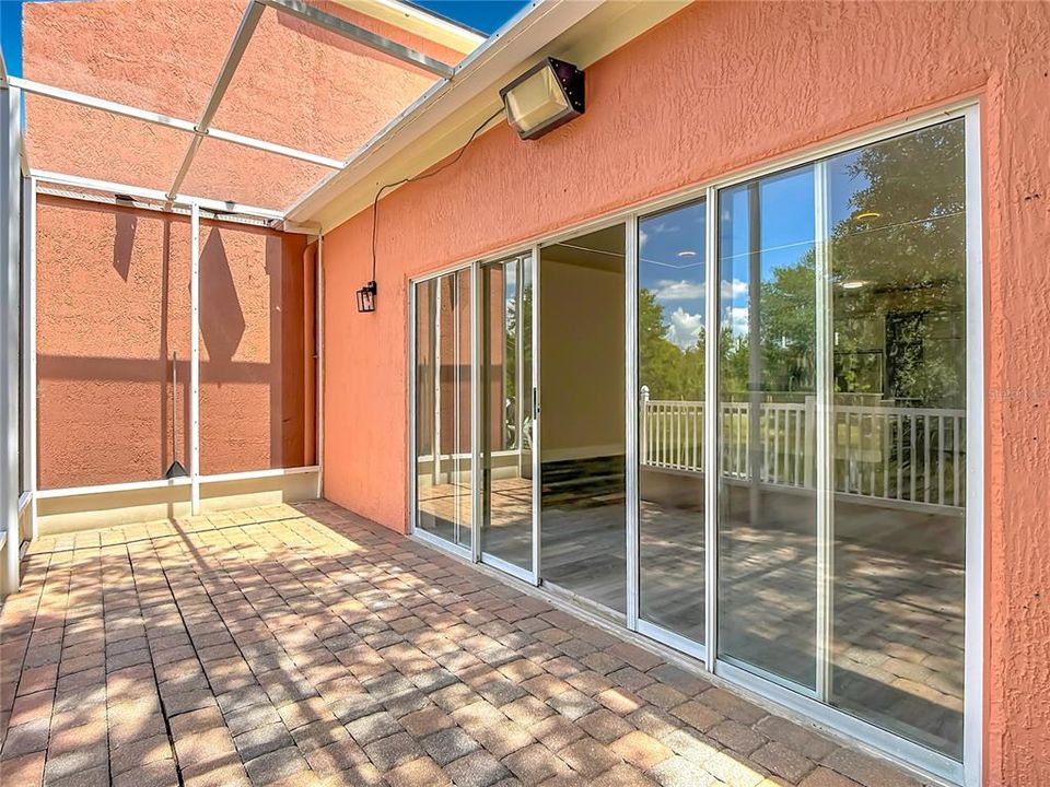 For Sale: $298,000 (3 beds, 2 baths, 1728 Square Feet)