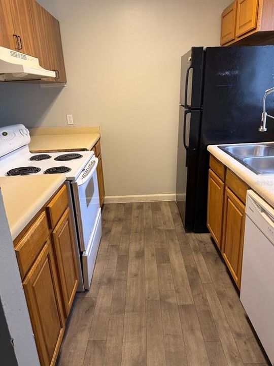 В аренду: $1,399 (2 спален, 2 ванн, 938 Квадратных фут)