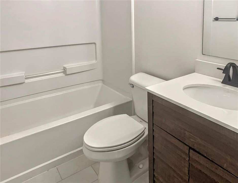 В аренду: $1,750 (2 спален, 2 ванн, 875 Квадратных фут)