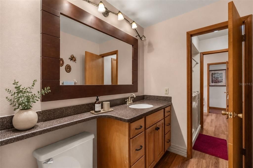На продажу: $1,175,000 (3 спален, 2 ванн, 2973 Квадратных фут)