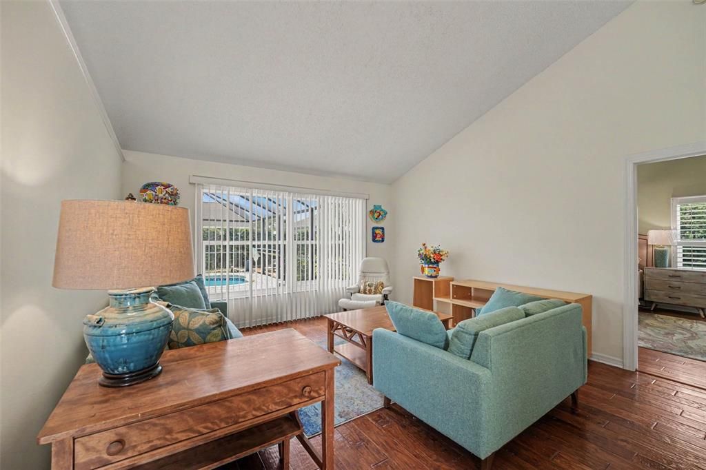 En Venta: $439,000 (3 camas, 2 baños, 1679 Pies cuadrados)