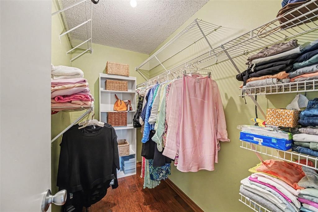 En Venta: $439,000 (3 camas, 2 baños, 1679 Pies cuadrados)