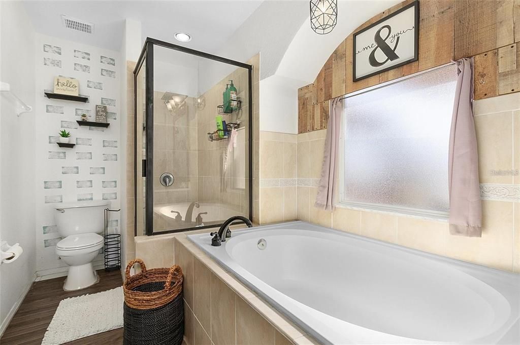 В аренду: $2,100 (3 спален, 2 ванн, 1631 Квадратных фут)