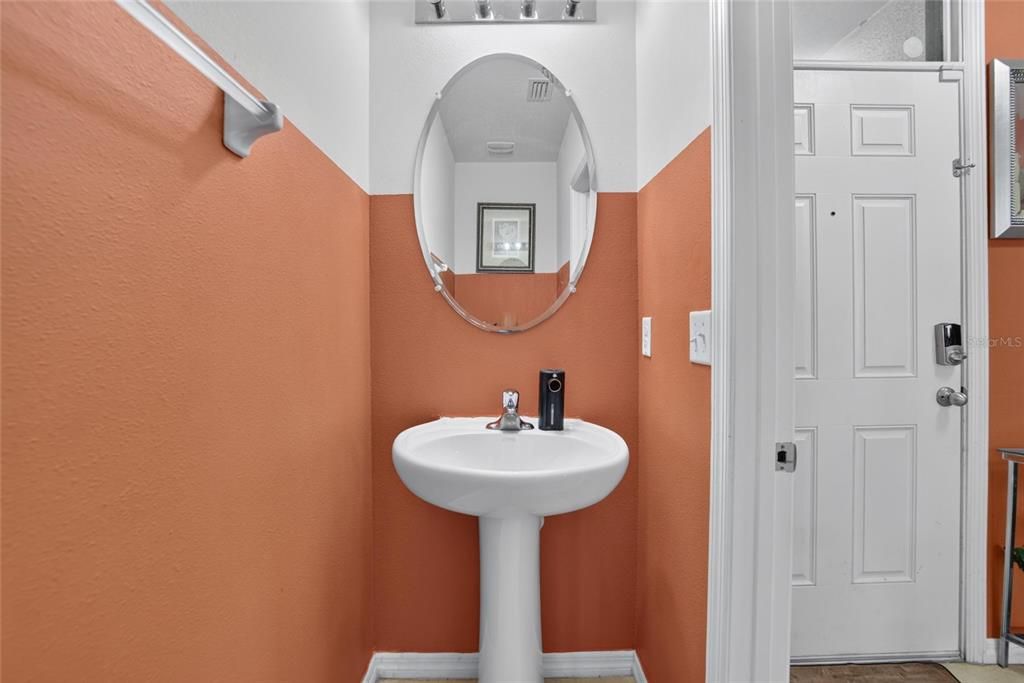 For Sale: $323,500 (4 beds, 2 baths, 2022 Square Feet)