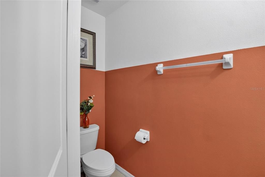 For Sale: $323,500 (4 beds, 2 baths, 2022 Square Feet)