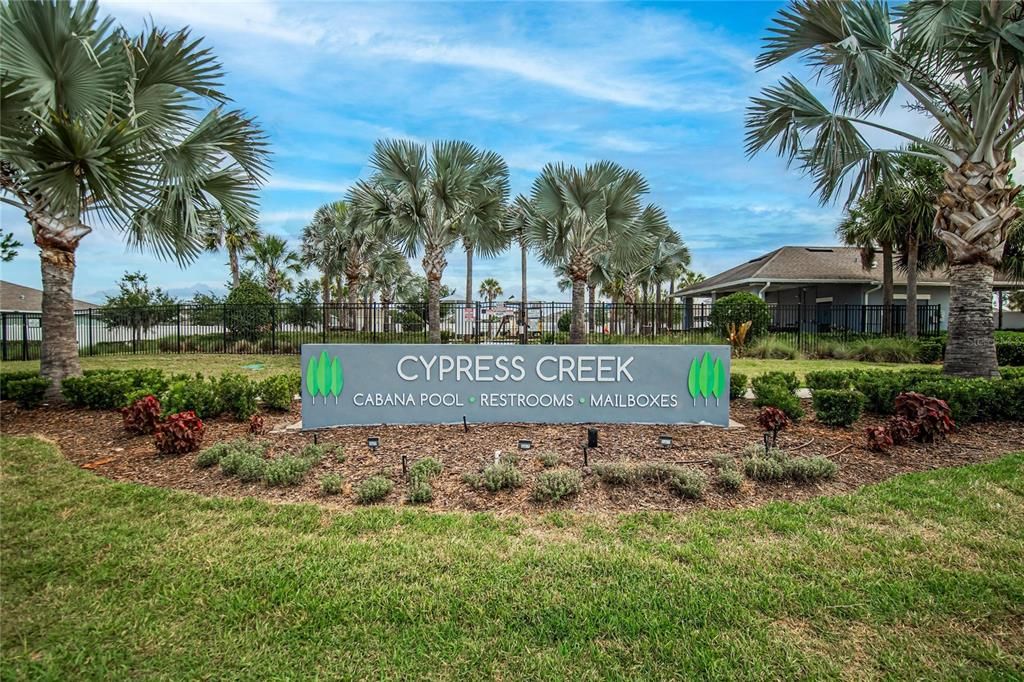 For Sale: $323,500 (4 beds, 2 baths, 2022 Square Feet)