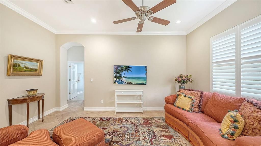 En Venta: $1,075,000 (3 camas, 3 baños, 3136 Pies cuadrados)