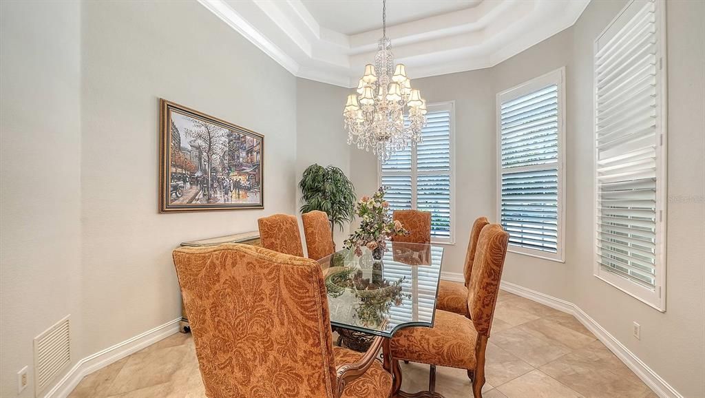 En Venta: $1,075,000 (3 camas, 3 baños, 3136 Pies cuadrados)