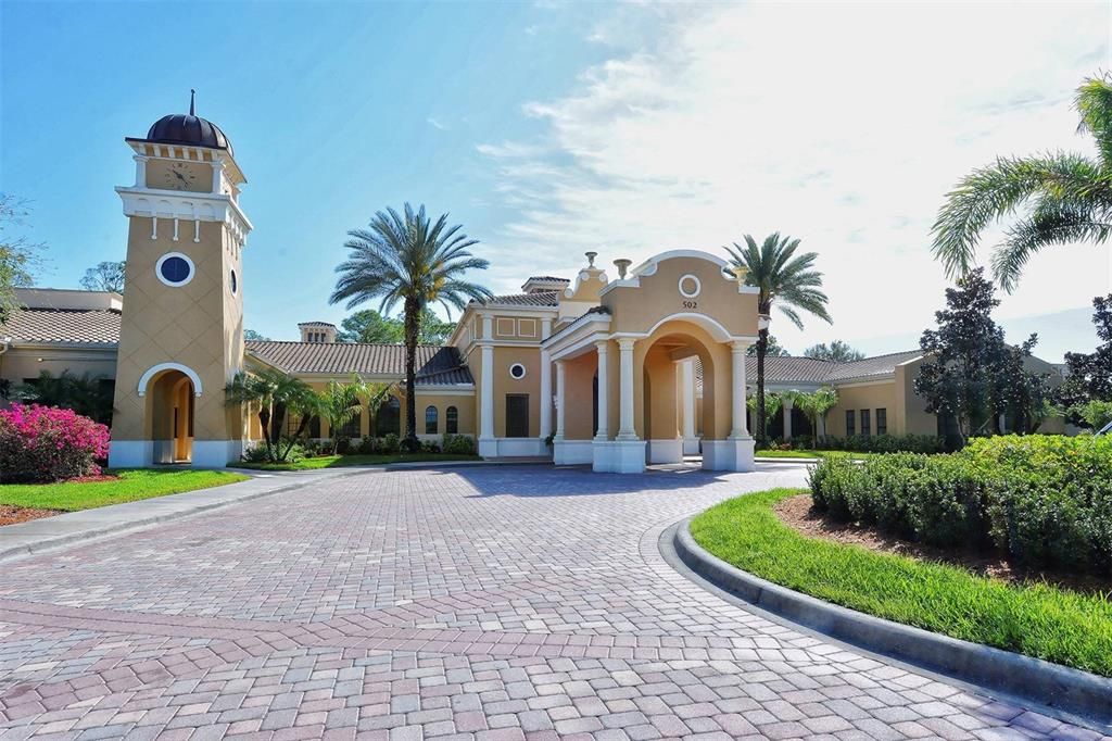 En Venta: $1,075,000 (3 camas, 3 baños, 3136 Pies cuadrados)