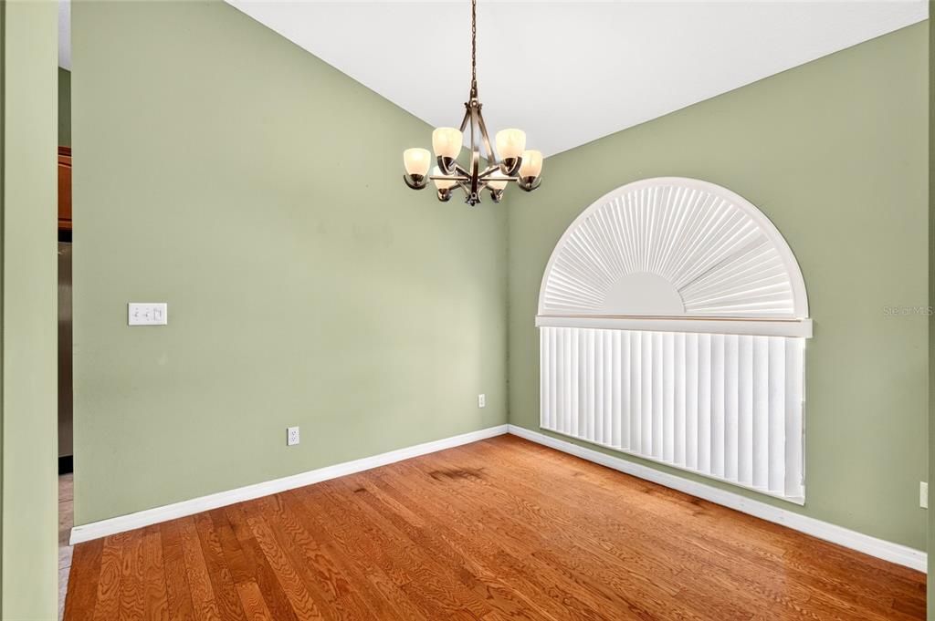 For Sale: $385,000 (3 beds, 2 baths, 1860 Square Feet)
