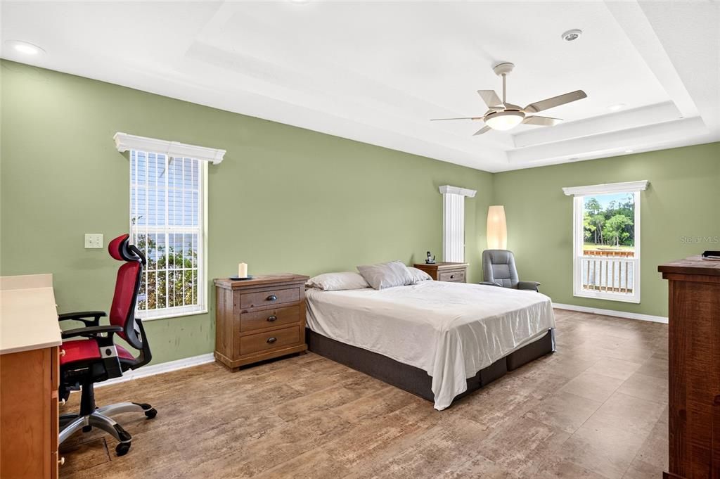 For Sale: $385,000 (3 beds, 2 baths, 1860 Square Feet)