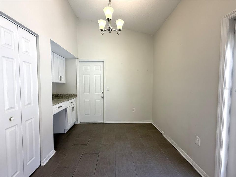 En Venta: $400,000 (2 camas, 2 baños, 1532 Pies cuadrados)