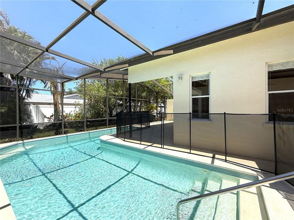 En Venta: $400,000 (2 camas, 2 baños, 1532 Pies cuadrados)