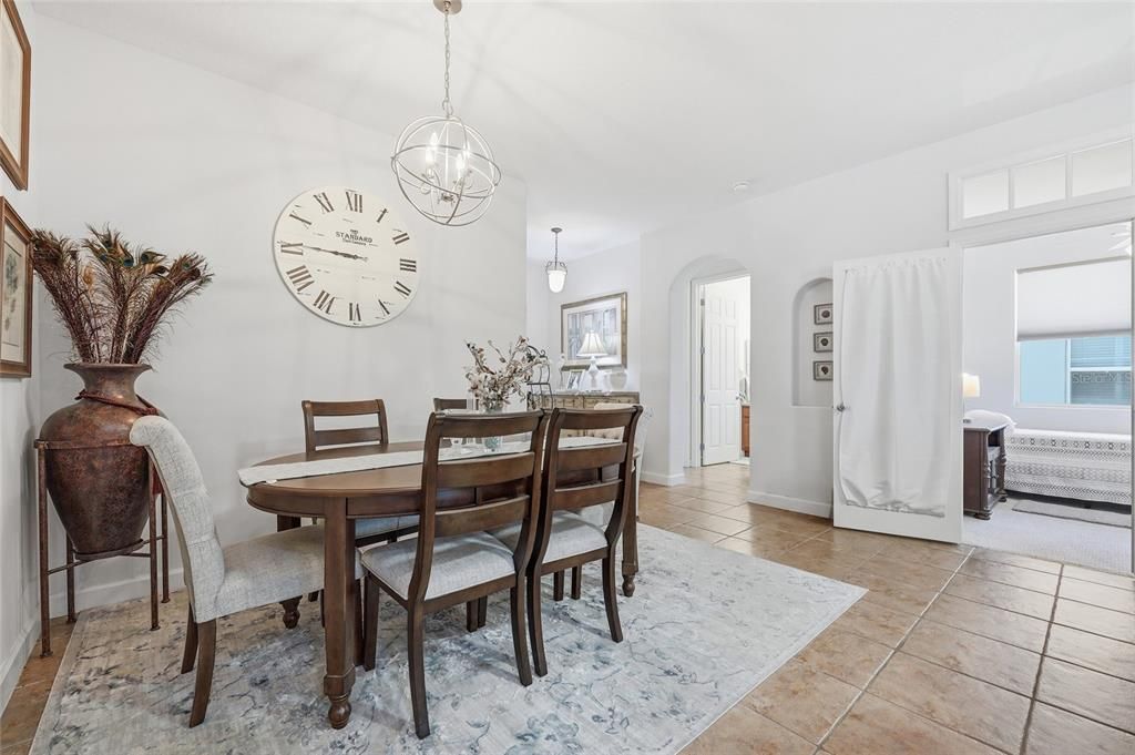На продажу: $295,000 (3 спален, 2 ванн, 1788 Квадратных фут)