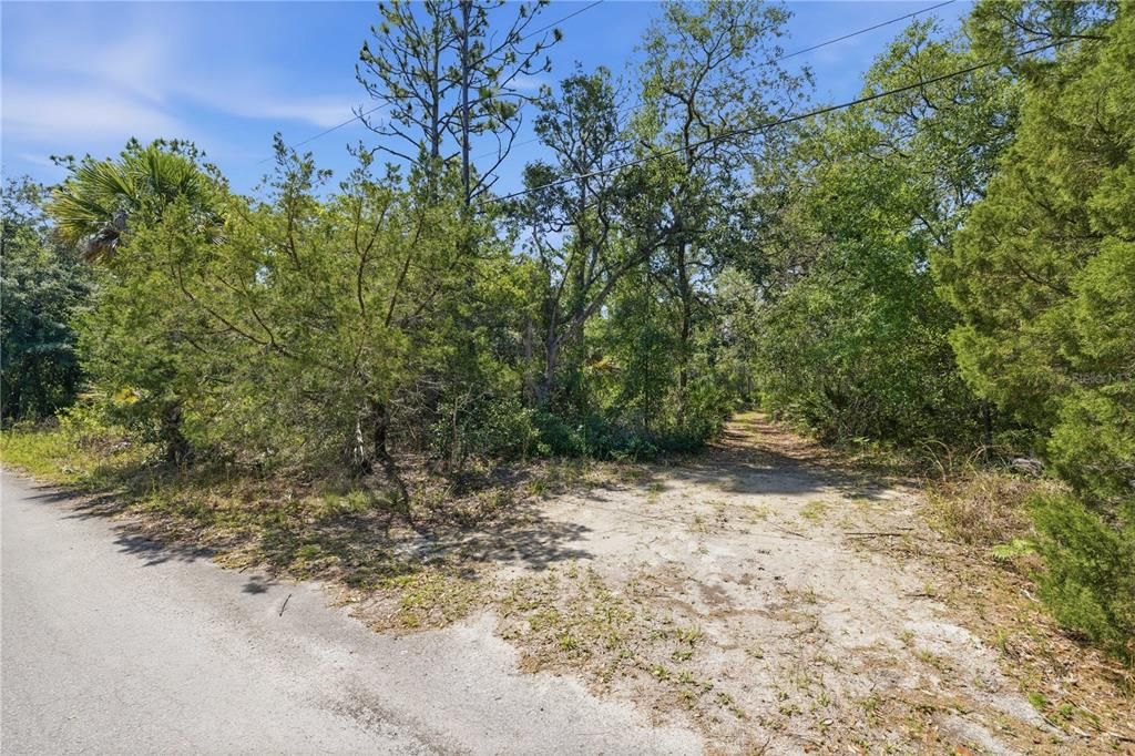 待售: $38,000 (1.08 acres)