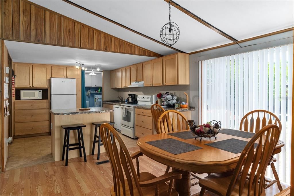 En Venta: $180,000 (3 camas, 2 baños, 1152 Pies cuadrados)