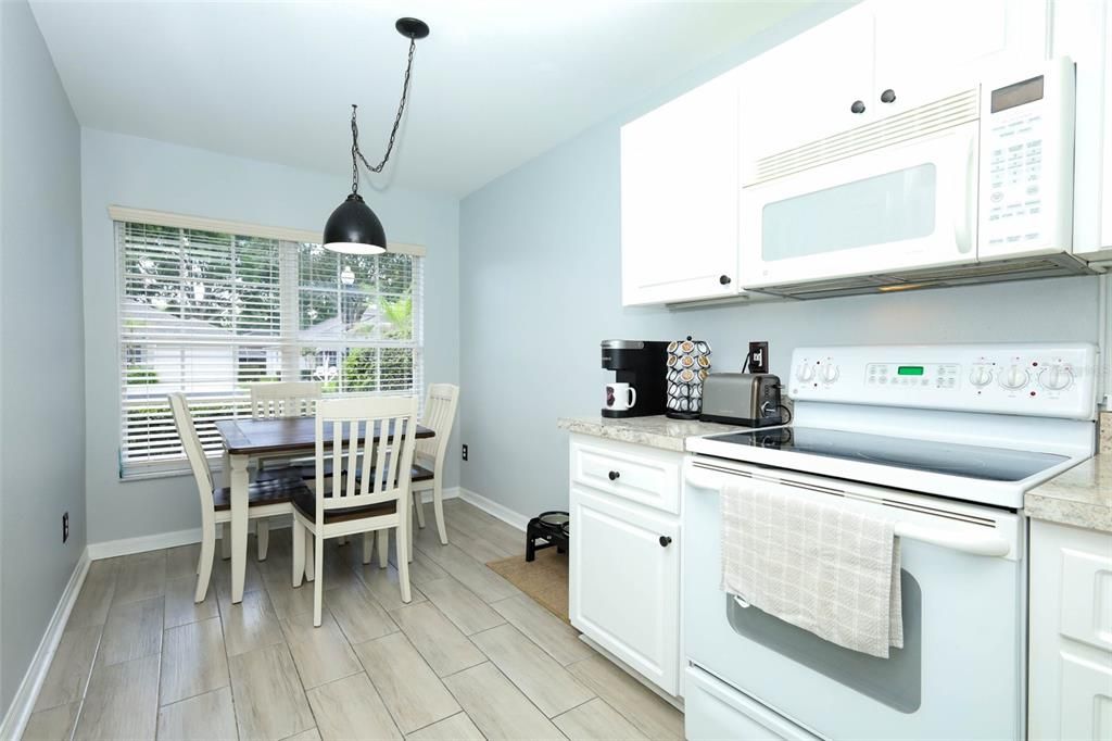 En Venta: $309,990 (2 camas, 2 baños, 1338 Pies cuadrados)