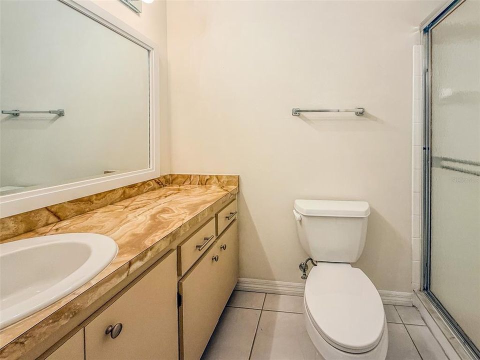 В аренду: $1,750 (2 спален, 2 ванн, 1100 Квадратных фут)