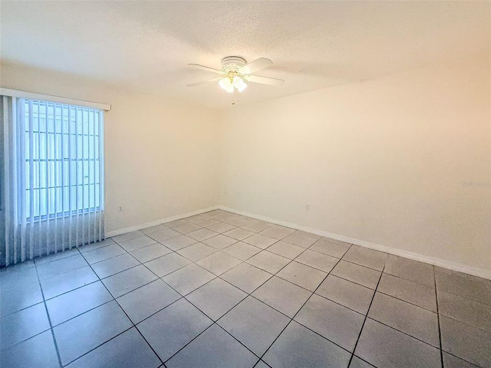 В аренду: $1,750 (2 спален, 2 ванн, 1100 Квадратных фут)