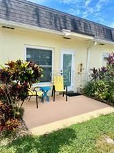 For Sale: $149,900 (1 beds, 1 baths, 974 Square Feet)
