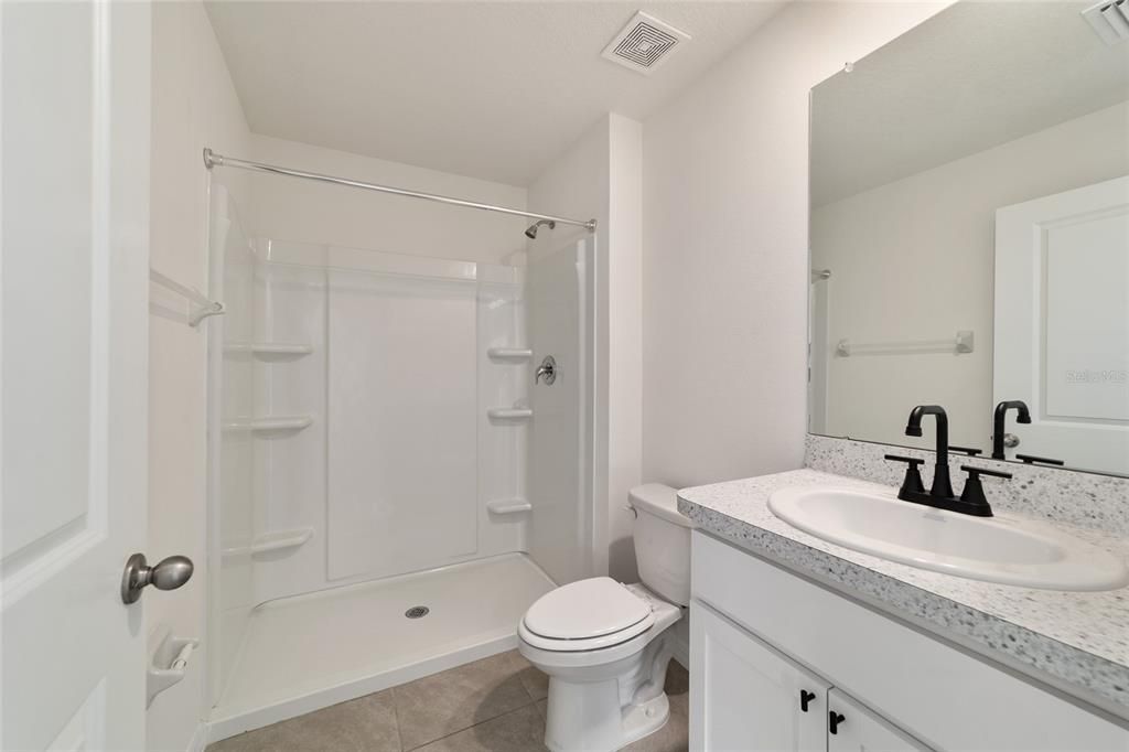 В аренду: $2,550 (5 спален, 3 ванн, 2481 Квадратных фут)