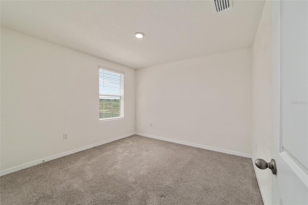 В аренду: $2,550 (5 спален, 3 ванн, 2481 Квадратных фут)