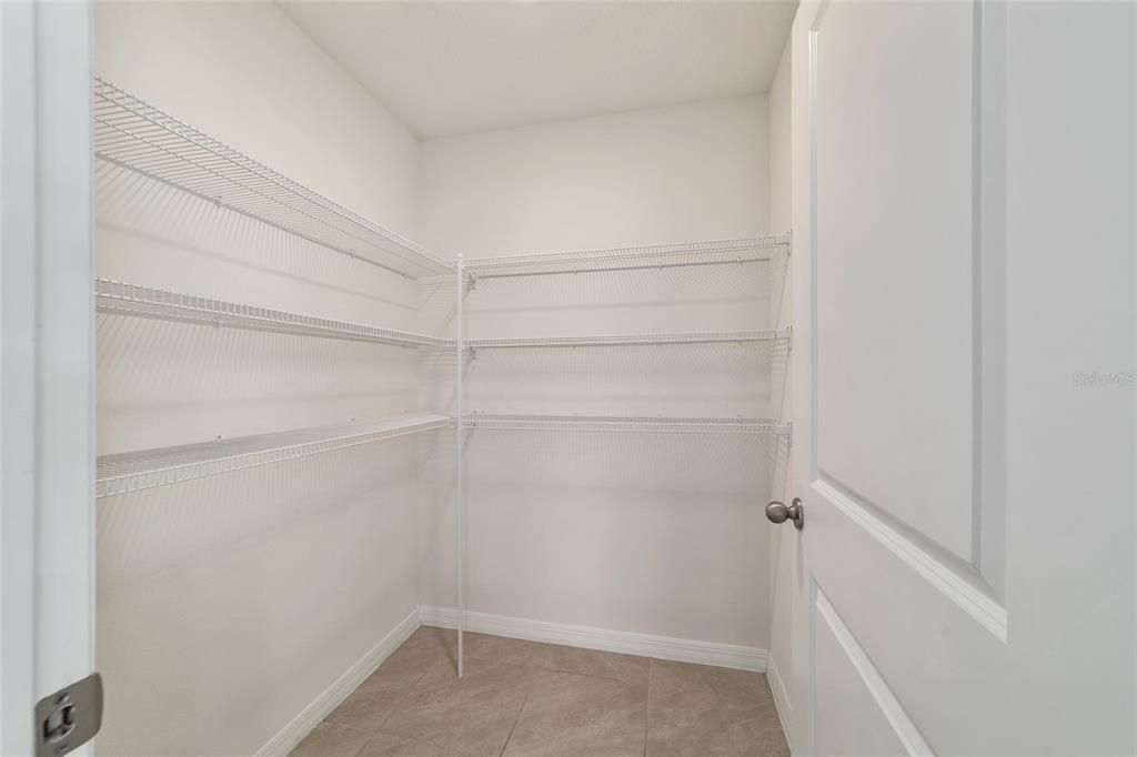 В аренду: $2,550 (5 спален, 3 ванн, 2481 Квадратных фут)