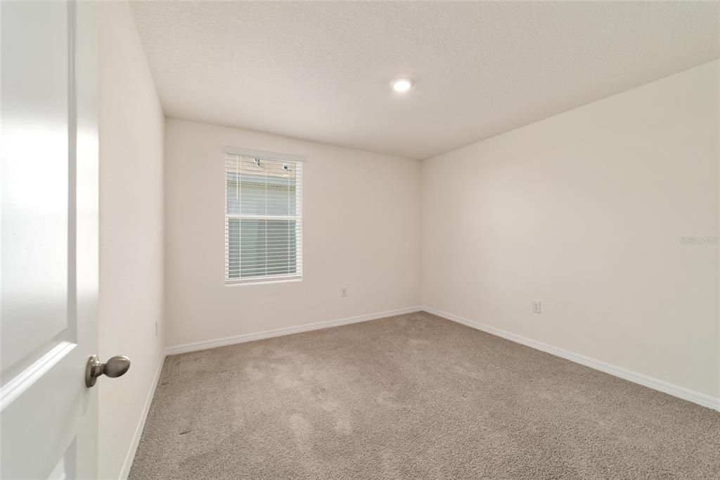 В аренду: $2,550 (5 спален, 3 ванн, 2481 Квадратных фут)