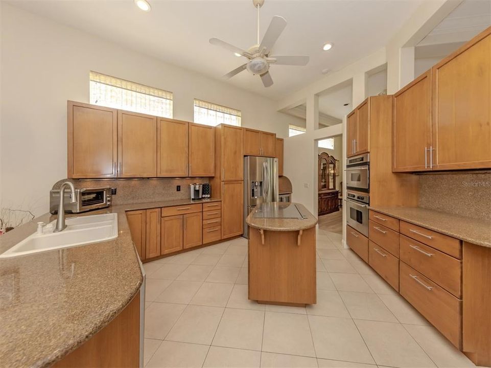 Active With Contract: $699,000 (3 beds, 3 baths, 3114 Square Feet)