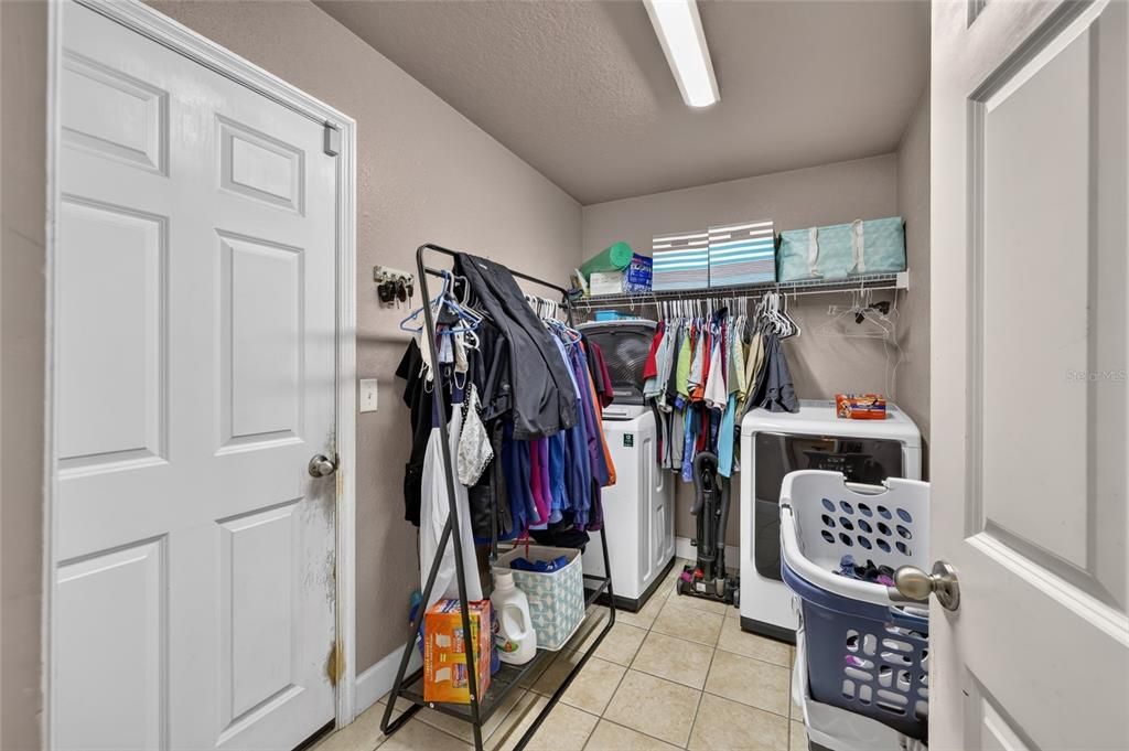 En Venta: $339,000 (3 camas, 2 baños, 1680 Pies cuadrados)