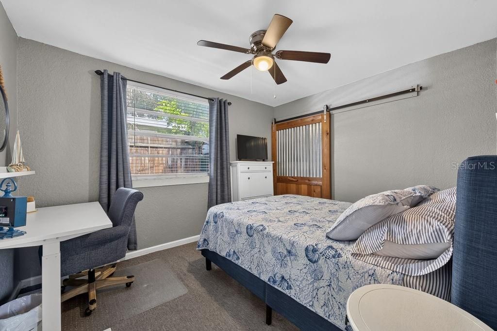 For Sale: $360,000 (2 beds, 2 baths, 1016 Square Feet)