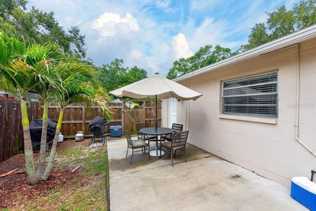 For Sale: $360,000 (2 beds, 2 baths, 1016 Square Feet)