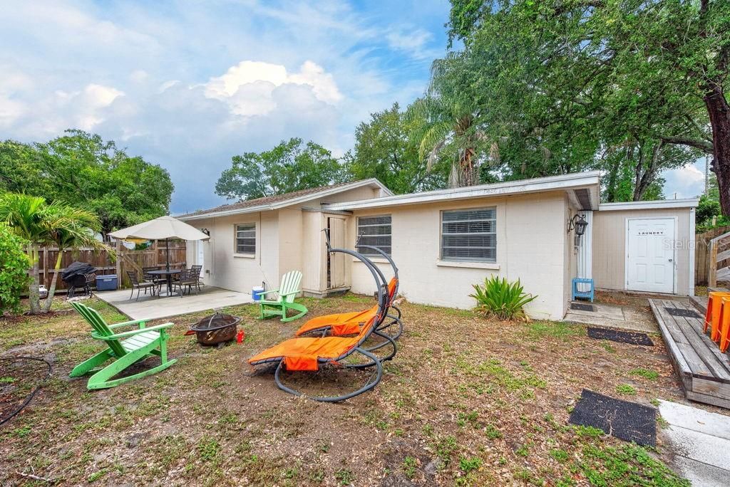 For Sale: $360,000 (2 beds, 2 baths, 1016 Square Feet)