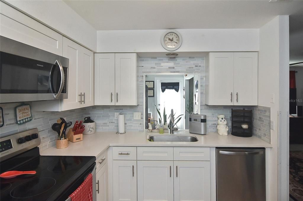 En Venta: $274,500 (2 camas, 2 baños, 1635 Pies cuadrados)