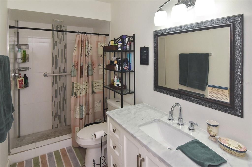 En Venta: $274,500 (2 camas, 2 baños, 1635 Pies cuadrados)