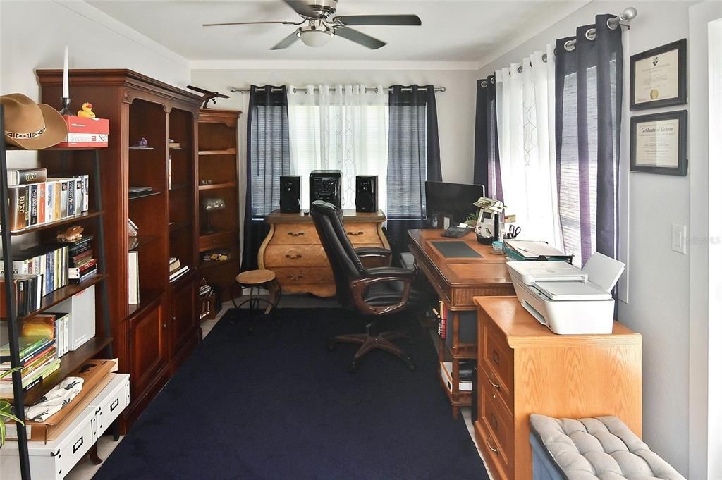 En Venta: $274,500 (2 camas, 2 baños, 1635 Pies cuadrados)