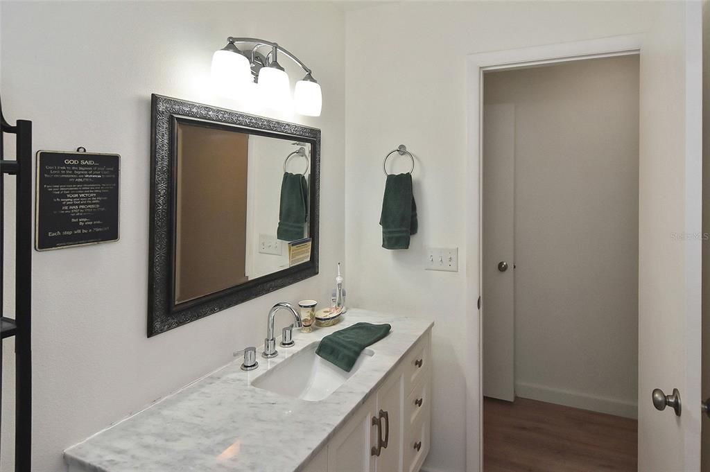 En Venta: $274,500 (2 camas, 2 baños, 1635 Pies cuadrados)