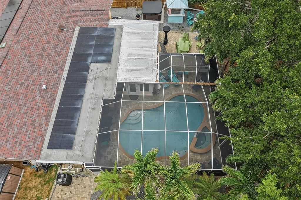 На продажу: $799,999 (4 спален, 2 ванн, 1888 Квадратных фут)