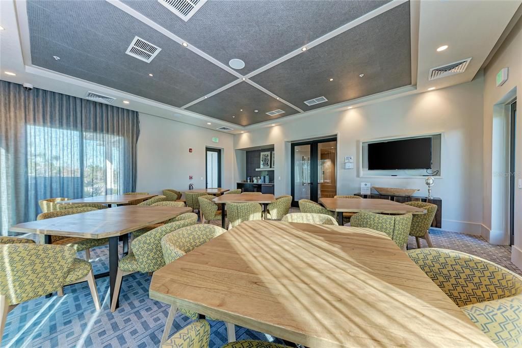 En Venta: $1,174,900 (4 camas, 4 baños, 2761 Pies cuadrados)