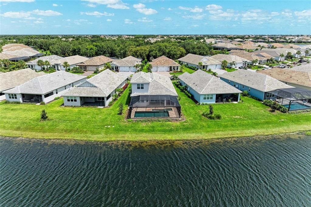 En Venta: $1,174,900 (4 camas, 4 baños, 2761 Pies cuadrados)