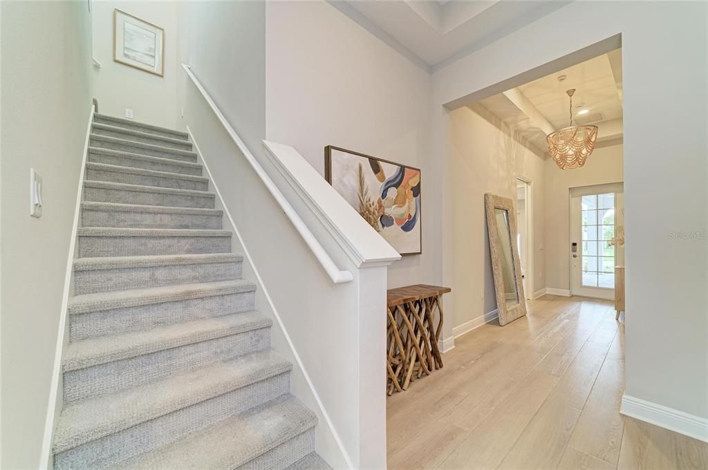 En Venta: $1,174,900 (4 camas, 4 baños, 2761 Pies cuadrados)