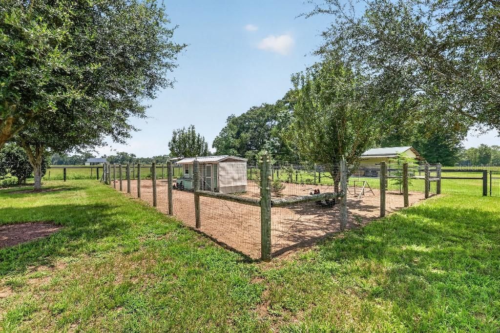 For Sale: $1,095,000 (3 beds, 2 baths, 2378 Square Feet)