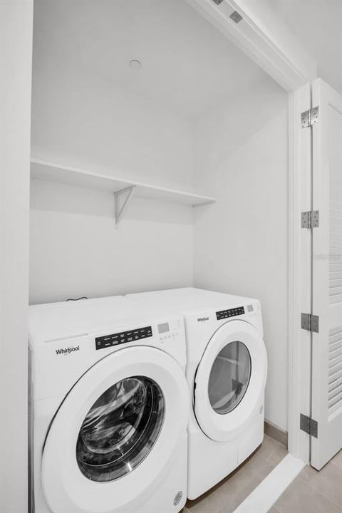 En Renta: $8,500 (3 camas, 3 baños, 1921 Pies cuadrados)