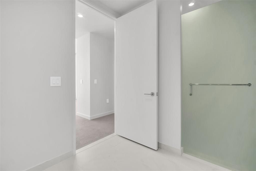 En Renta: $8,500 (3 camas, 3 baños, 1921 Pies cuadrados)