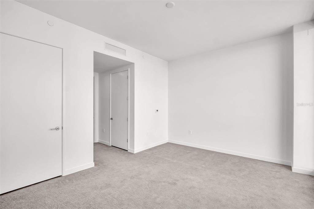 En Renta: $8,500 (3 camas, 3 baños, 1921 Pies cuadrados)
