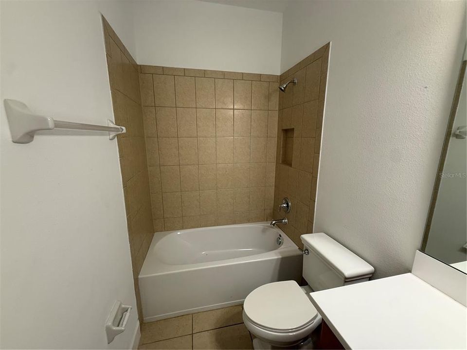 En Renta: $2,900 (4 camas, 3 baños, 2399 Pies cuadrados)