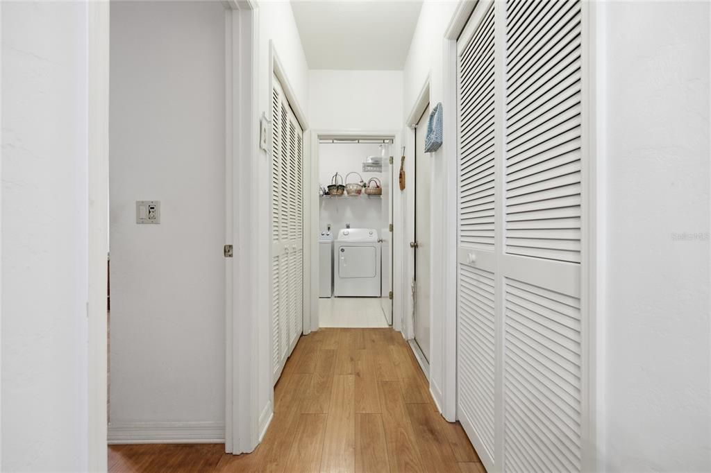 For Sale: $319,000 (3 beds, 2 baths, 1533 Square Feet)