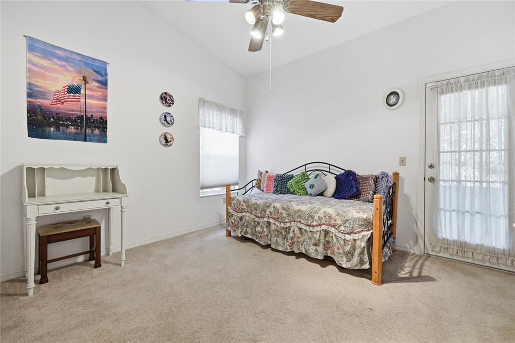 For Sale: $319,000 (3 beds, 2 baths, 1533 Square Feet)