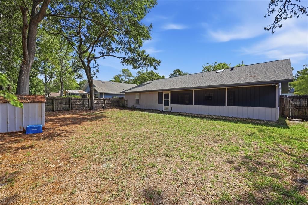 For Sale: $319,000 (3 beds, 2 baths, 1533 Square Feet)