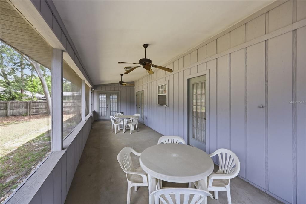 For Sale: $319,000 (3 beds, 2 baths, 1533 Square Feet)